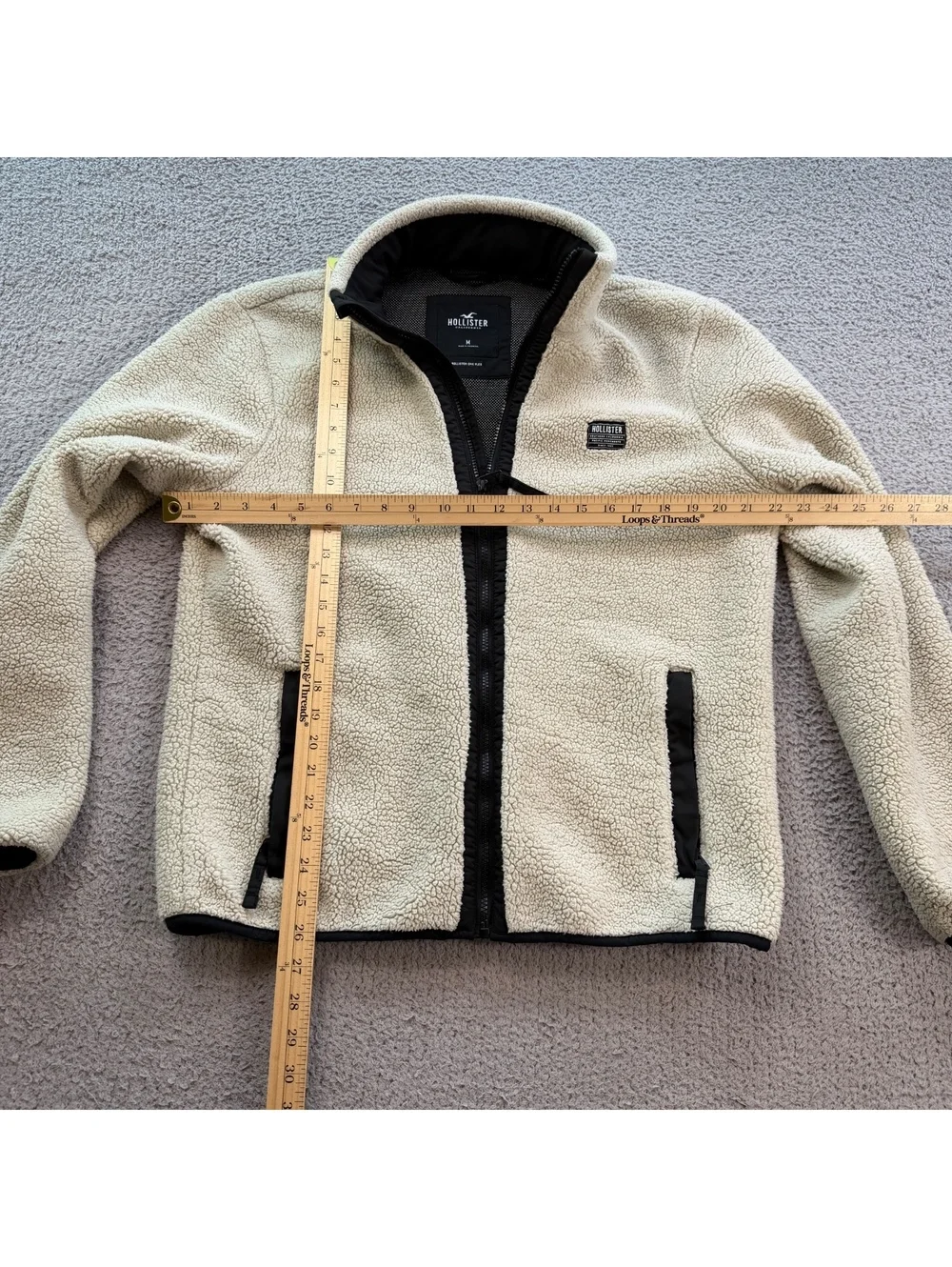 Hollister Epic Flex Men’s Medium Cream Sherpa Fleece Full Zip Jacket